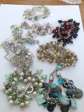 Job lot of charm bead bracelets - b20