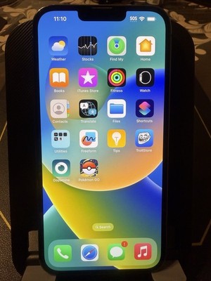 Jailbroken Ios 16.2 iphone 13 pro max 1tb Locked To Att  Pokemon Go Hack read  