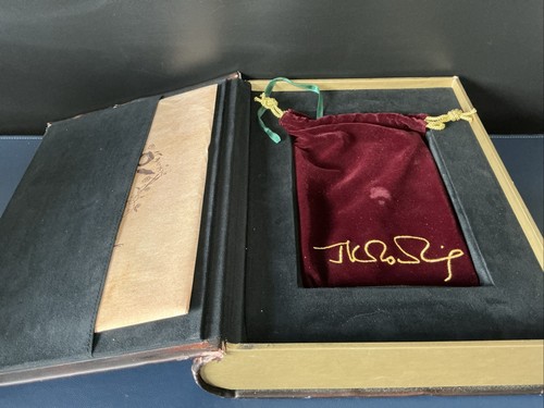 The Tales of Beedle the Bard JK Rowling - Leather Bound Collector's 1st Edition - Picture 4 of 5