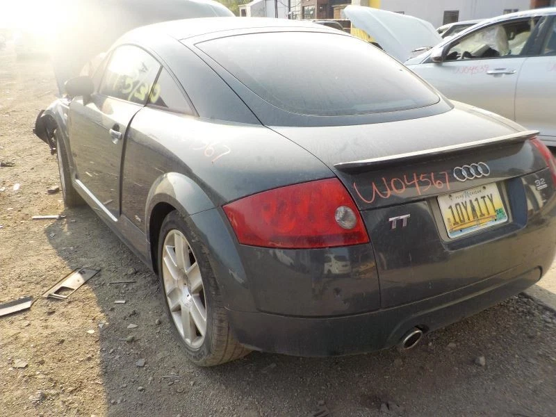 Trunk/Hatch/Tailgate Coupe With Spoiler 4 Cylinder Fits 00-06 AUDI TT 1716150 Foto 3 de 4