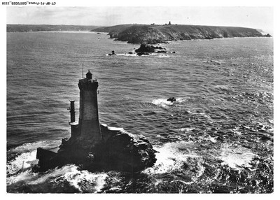 CT-BFP1-0560-29 - BY PLANE OVER POINTE DU RAZ - Lighthouse of the Old