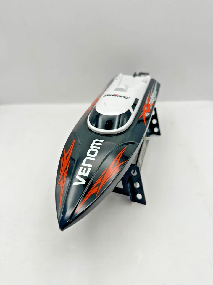UDI RC Boat Venom High Speed Remote Control Boat Black Complete Tested Works - Image 3 of 4