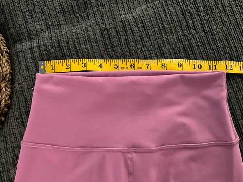 Lululemon Size 6 Align High Rise HR Shorts 6" VITP Vita Pink, Rose - Picture 4 of 4