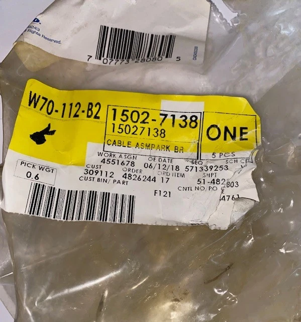 Cable de liberación de freno de estacionamiento GM 2000 genuino, pieza nueva OEM, número de pieza 15027138 Foto 2 de 4