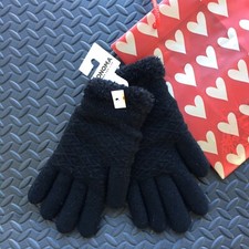 New Sonoma Women Black Thick furry Gloves