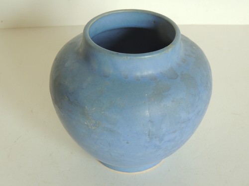 Vintage Brush Mccoy Art Vellum Pottery 6 1/4" Mottled Matte Blue Vase 1930s Deco - Picture 2 of 9