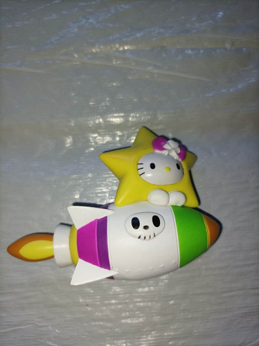 Tokidoki 7-11 rocket hello kitty