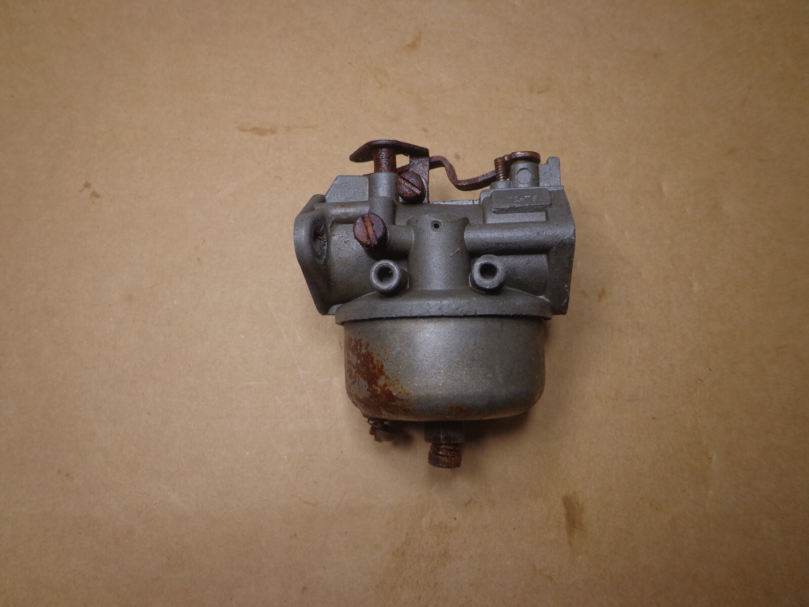 Walbro LME Carburetor 37 2 5250 1276 Needs Rebuild Or For Parts Sears