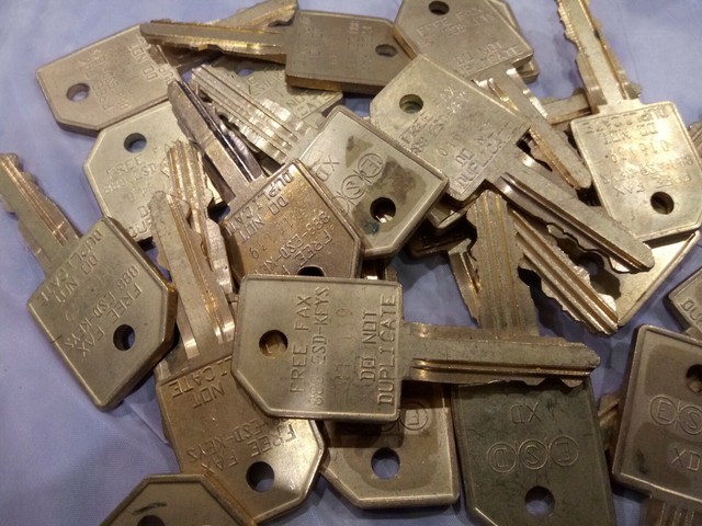 ESD XD Money Box Key 016139 For Laundromat Washers, Dryers, And Coin