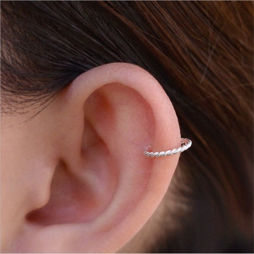 925 Sterling Silver Twisted Ear Cuff. No Piercing Ear Cuff. 14K Gold Plated. - 第 6/8 張圖片