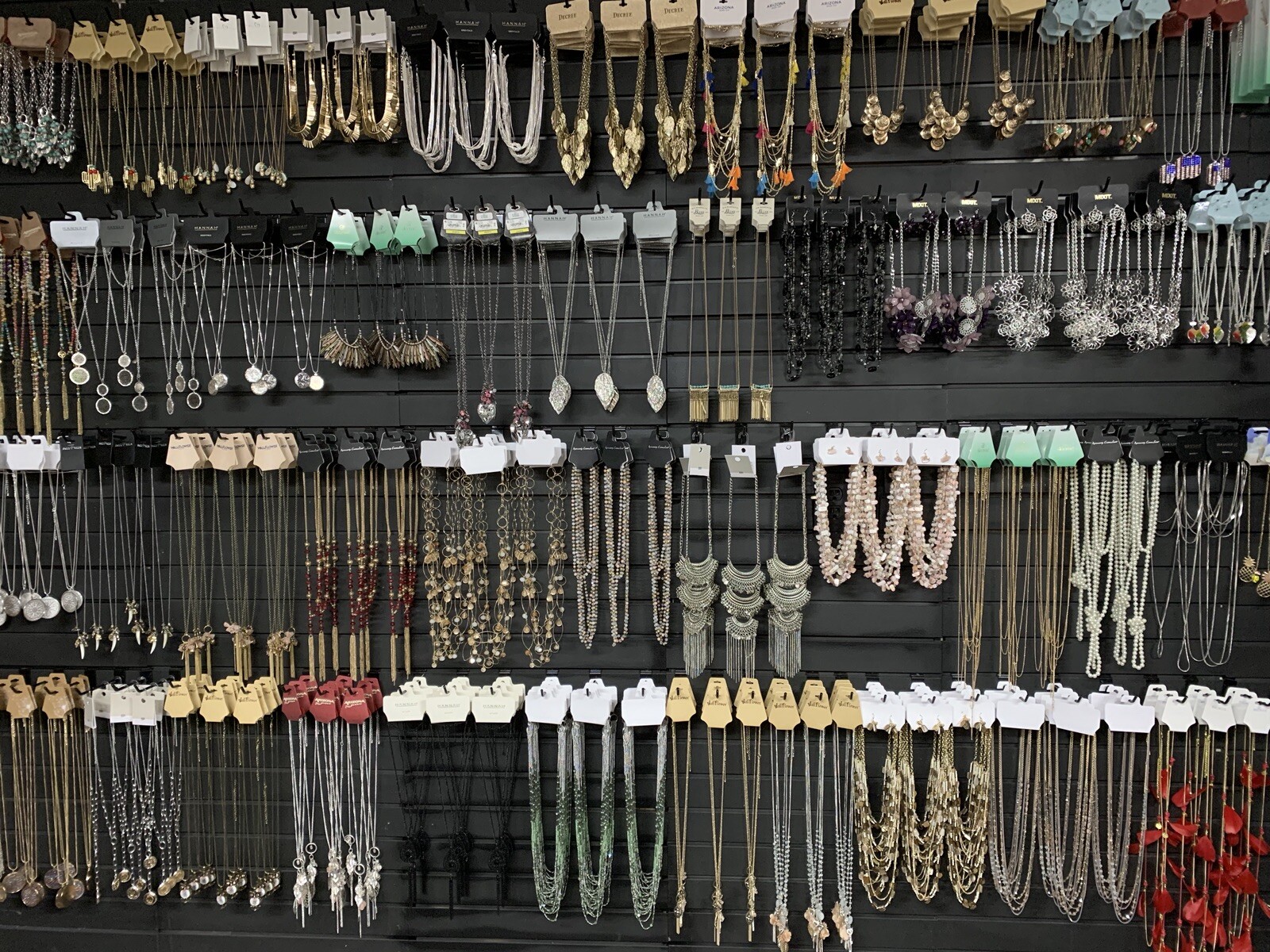 New Inventory Lot Of 26 Mix Fashion Jewelry Necklaces, Earrings