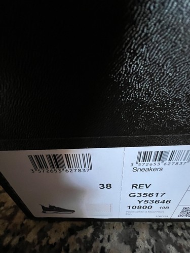 Chanel 22P NEW TAGS ECRU WHITE CALFSKIN GOLD CHANEL CC LOGO SNEAKERS EU38 - Picture 8 of 11