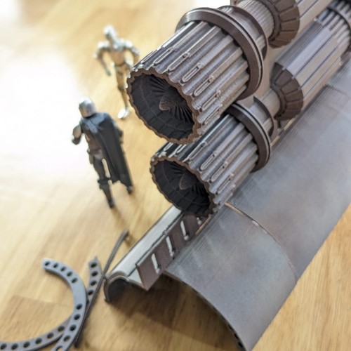 Mos Eisley Junk Pile Piece for 3.75 in (1:18) Figure Diorama - Picture 5 of 13