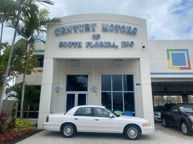 1999 Ford Crown Victoria for sale in Pompano Beach Florida