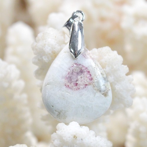 Pendentif Quartz Tourmaline Rose 76 Carats - Cabochon Naturel De Madagascar, Neuf Avec étiquettes