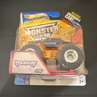 Hot Wheels Monster Jam Predator 1:64 Diecast Monster Truck Black/Orange 2009