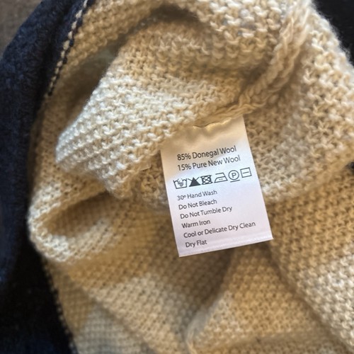 Celtic & Co Statement Sweater Womens Sz M. Beige Multicolor EUC - Picture 4 of 6