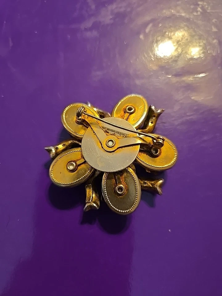 Broche, con gemas Foto 3 de 4