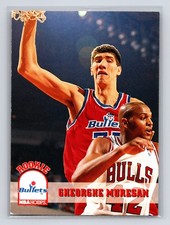 1993-94 NBA Hoops - Gheorghe Muresan #418 (RC)