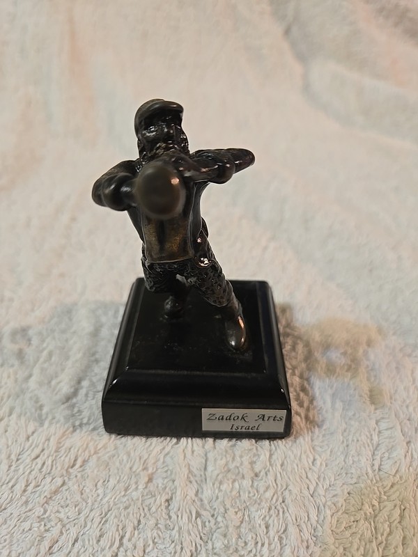 Zadok Arts Israel Figurine Man Playing The Trumpet