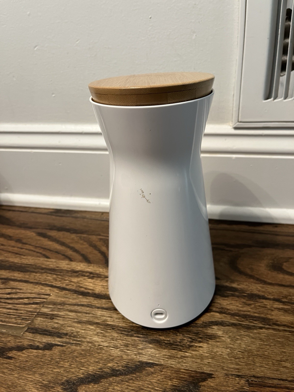 Furbo Dog Camera Treat Tossing Pet Cam - No Cord Furbo2T UNTESTED