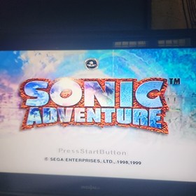 SEGA Dreamcast Console, 2 Controllers, Memory Card, Cables and Sonic Adventure