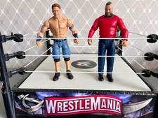 WWE Wrestling- Wrestlemania Ring - Mattel 2010 +2 Figuren John Cena & Bray Wyatt