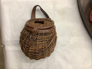 Vintage Doc Seifert Wicker & Leather Trout/Fly Fishing Creel Basket