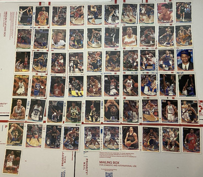 Lot of 61 1993-94 Topps Gold Cards Semi Stars & Commons -No Paper Loss/Sticking