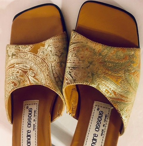 Andre’ Assous Paisely Fabric Leather (Damask) Block Heels Slip On Sandals Sz6.5M - Picture 6 of 12