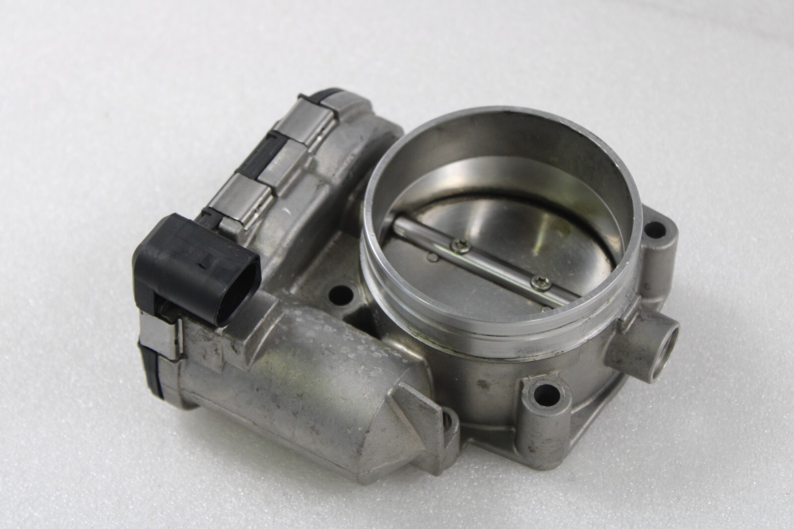 2008 Lamborghini Gallardo, Spyder, Throttle Body, Used, P/N 07L133063B