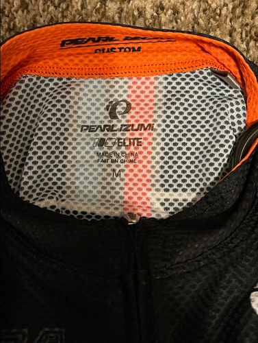 Pearl Izumi Pro bibs + Elite Jerseys - Picture 10 of 11