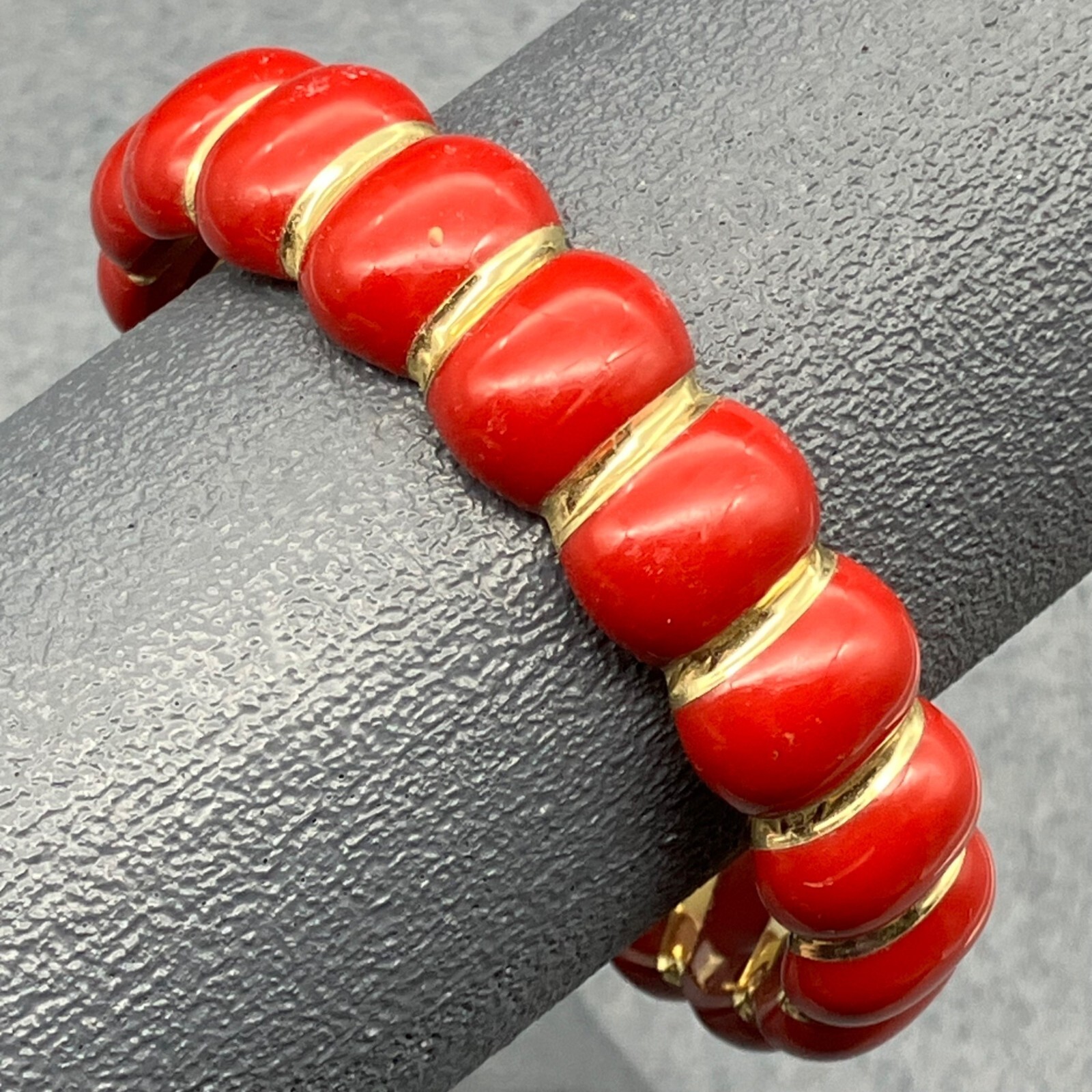 Retro Red Acrylic Bangle Bracelet with Gold Stripe Vintage Mod Rockabilly Style-image