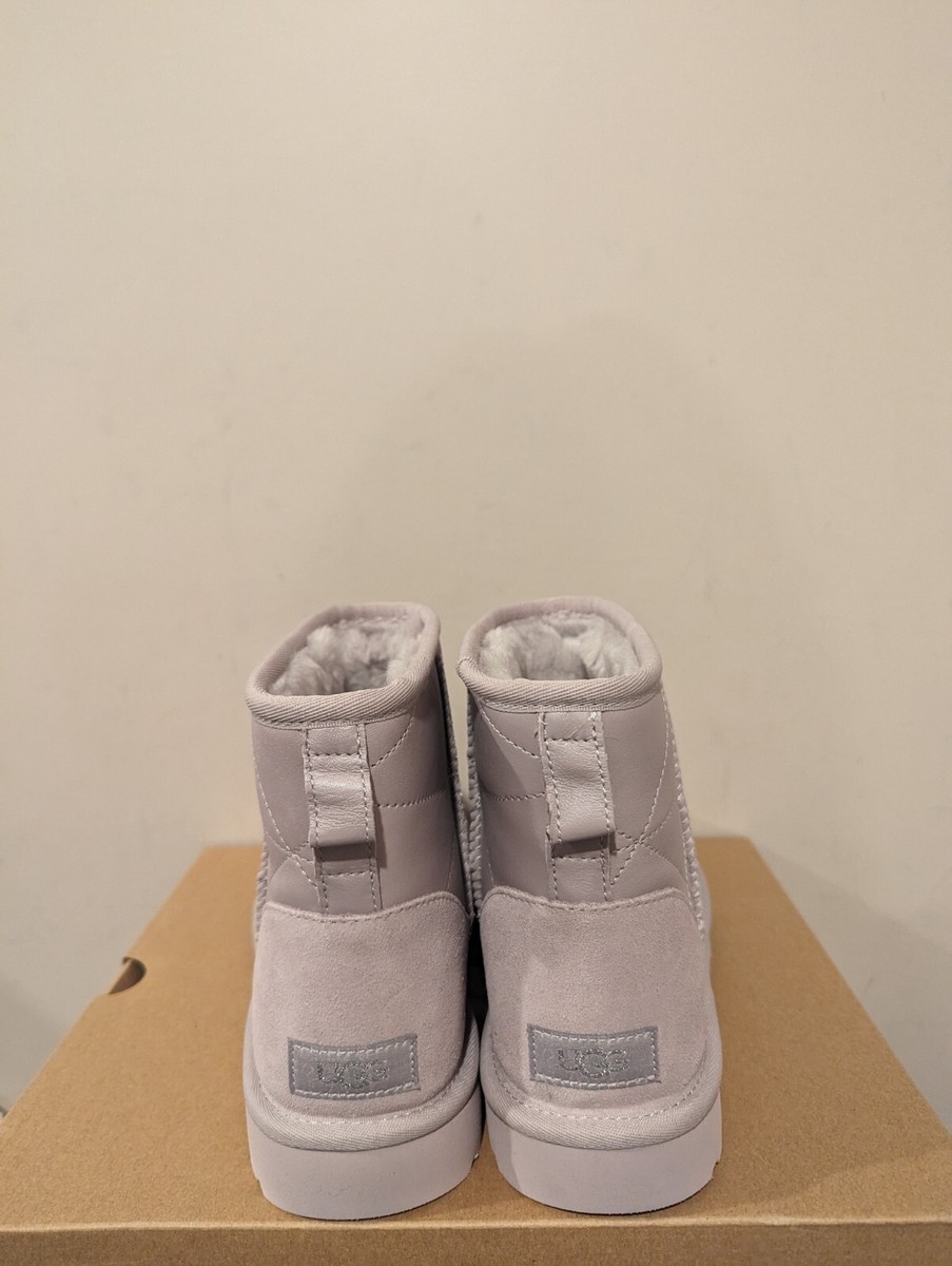 靴 UGG W CLASSIC MINI PEARLIZED UGG W CLASSIC MINI PEARLS BLACK 1012393 | eBay