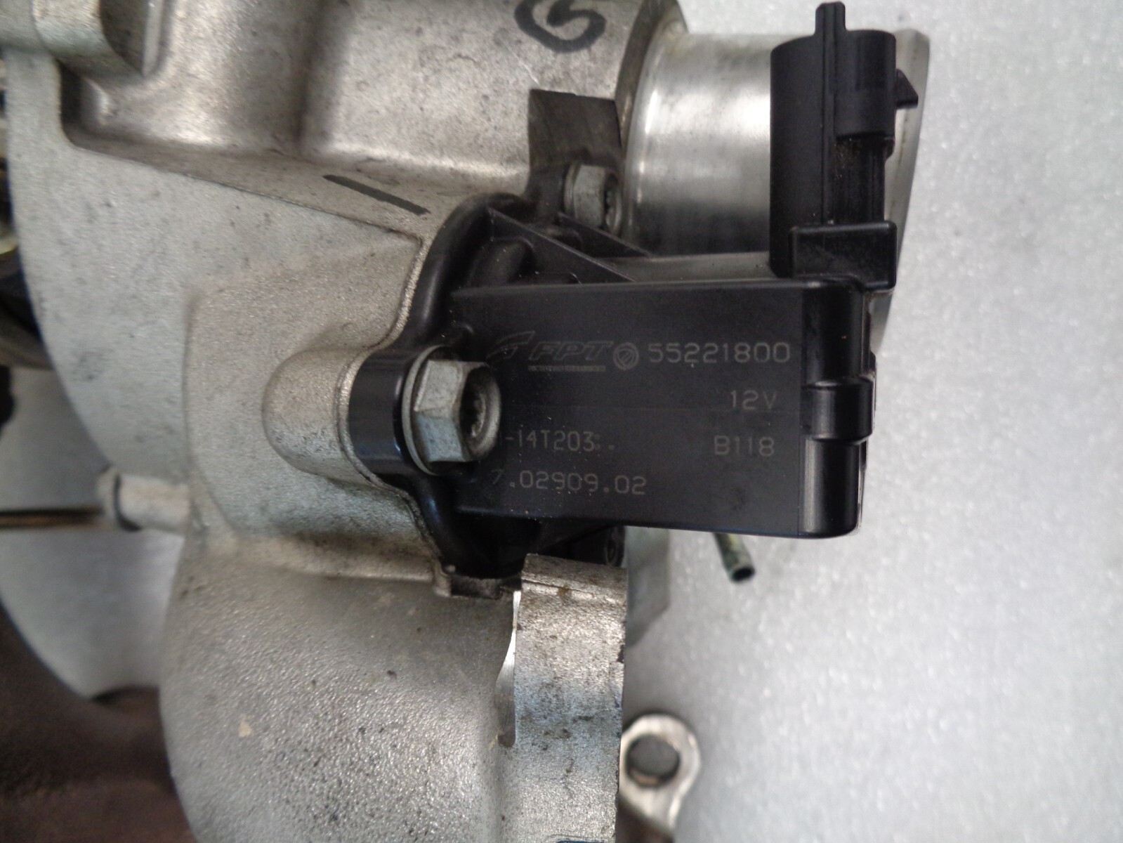 2014-2017 Maserati Ghibli 3.0L Left Driver Turbocharger Manifold OEM AK2402131