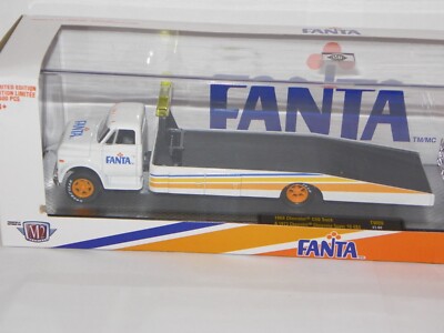 M2 Machines Auto Haulers Fanta 69 Chevy C60 Ramp & 73 Cheyenne 4x4