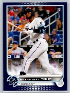 2022 Topps #22 Bryan De La Cruz Royal Blue