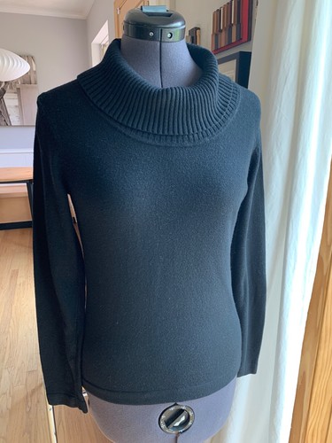Gap Black Turtleneck Sweater Sz S 