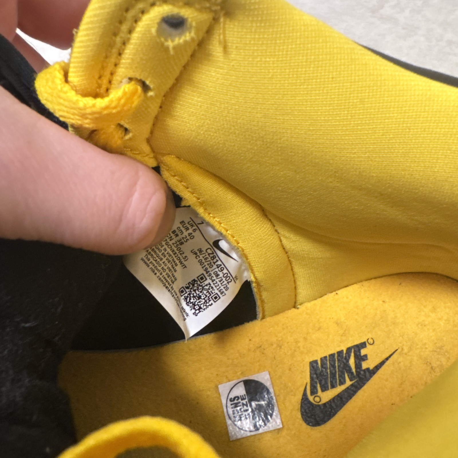 Nike Dunk High SP Varsity Maize Iowa CZ8149-002 S… - image 13