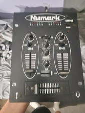 Numark Professional DJ Mixer Model DM905 Blue Dog 2