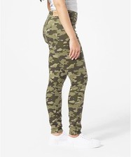 Levi Strauss Gold Women's Totally Shaping Pull-On Skinny Jeans