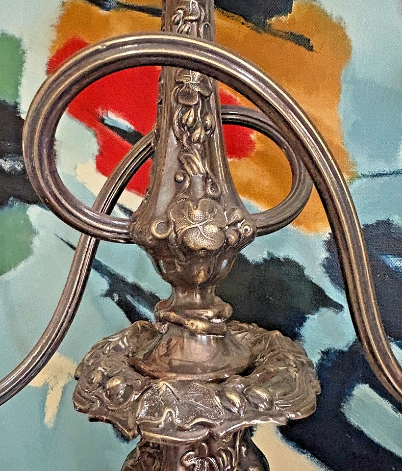 Candelabro Victoriano Renacimiento Rococó Tres Luces 24" Alto Foto 3 de 4