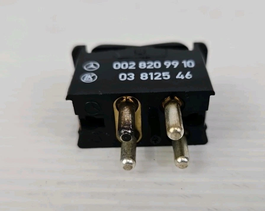 INTERRUPTOR DE CONTROL ANTENA RADIO AUDIO POTENCIA MERCEDES W126 560SEL 420SEL OEM Foto 3 de 3