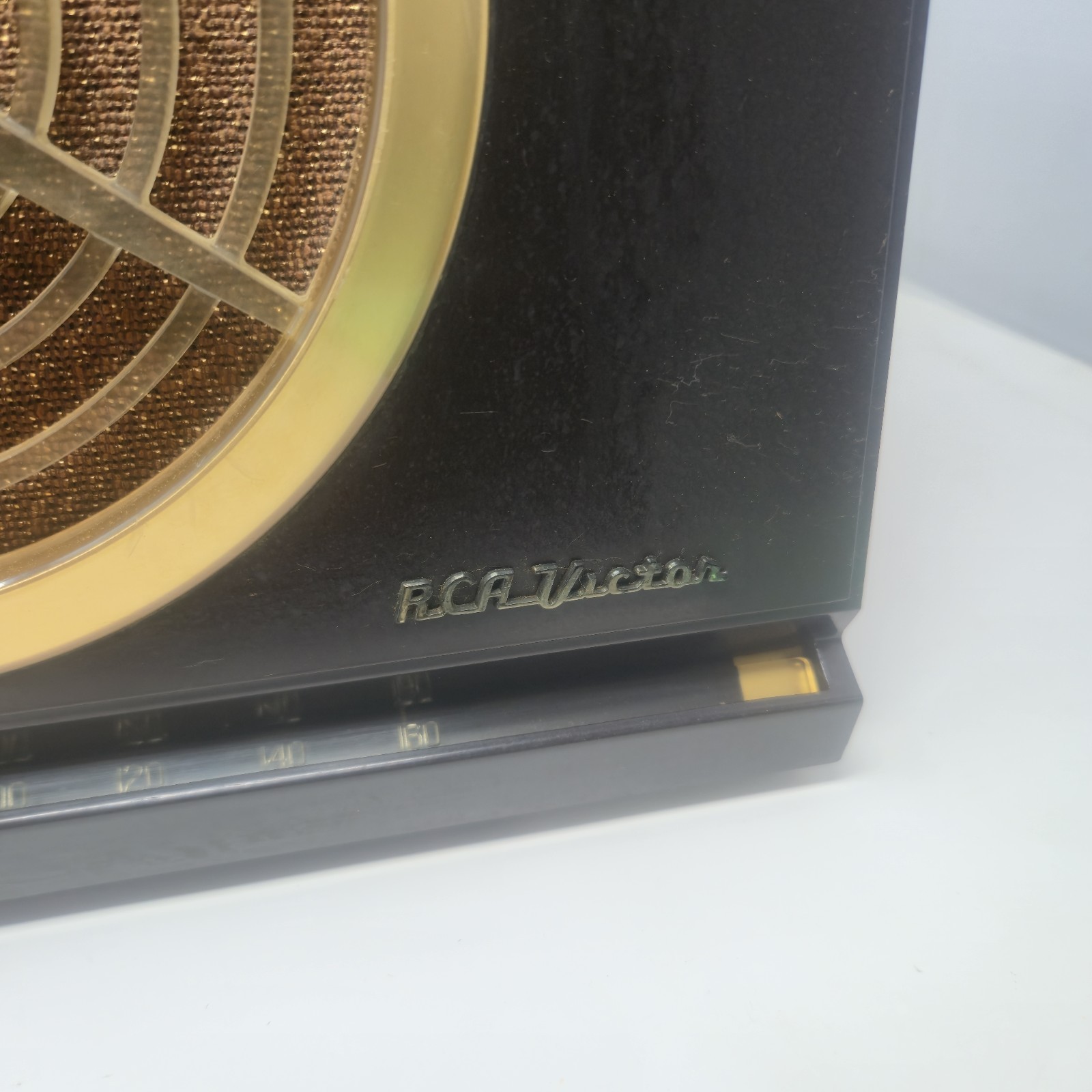 Vintage RCA Victor 9-X-561 "Golden Throat" Tube Radio - TESTED WORKING GREAT image 2