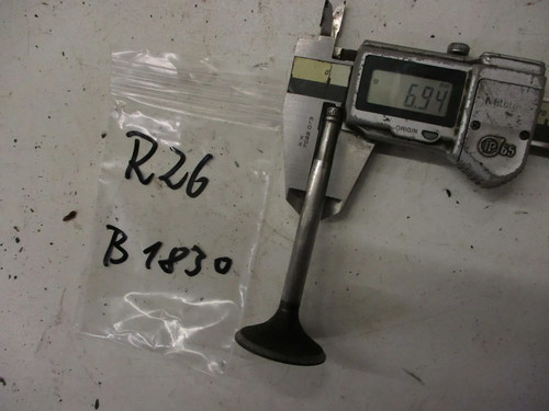 Ventil Zylinderkopf Motor B1830 BMW R26 R27 Motorblock cylinder