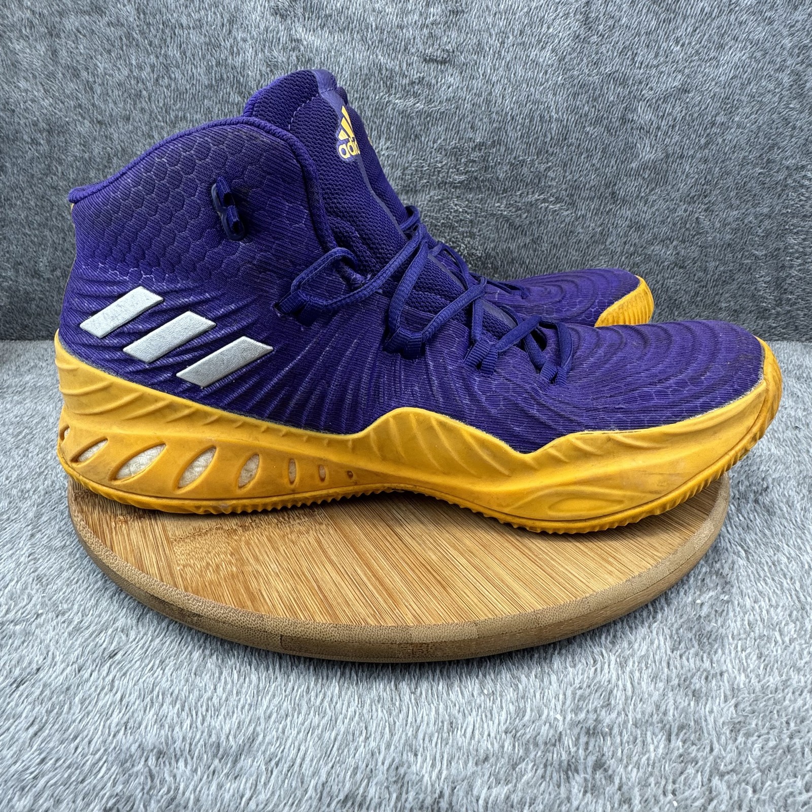 Mens Size 13.5 Purple Gold Basketball Boost Sneaker