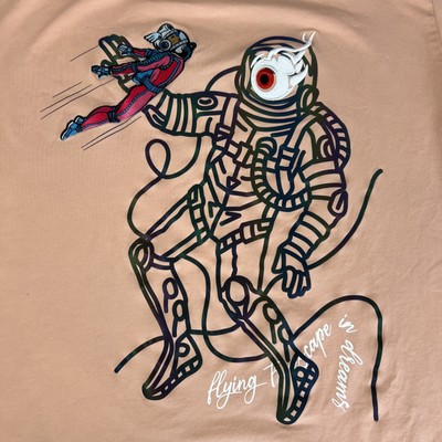 FIFTH LOOP T-shirt Peach Alien Embroidered XL New Flying to Escape Dreams