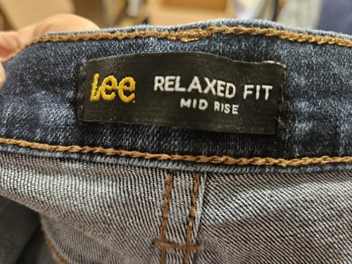 Lee Shorts, Womens Blue Denim, Relaxed Fit, Mid Rise, Size 14, Flat Front - Picture 8 of 9