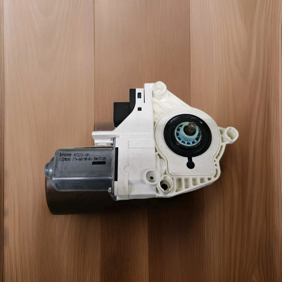 AUDI A6 2005-2006 - Motor de ventana eléctrica delantero izquierdo 4F0959801d Foto 2 de 2