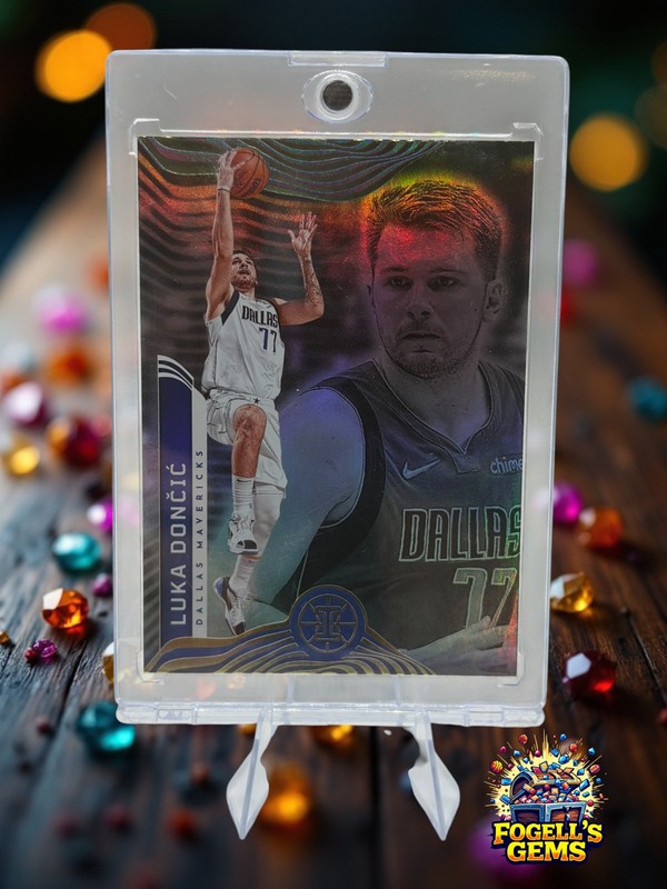 2021-22 Panini Illusions - Luka Dončić #70 Refractor